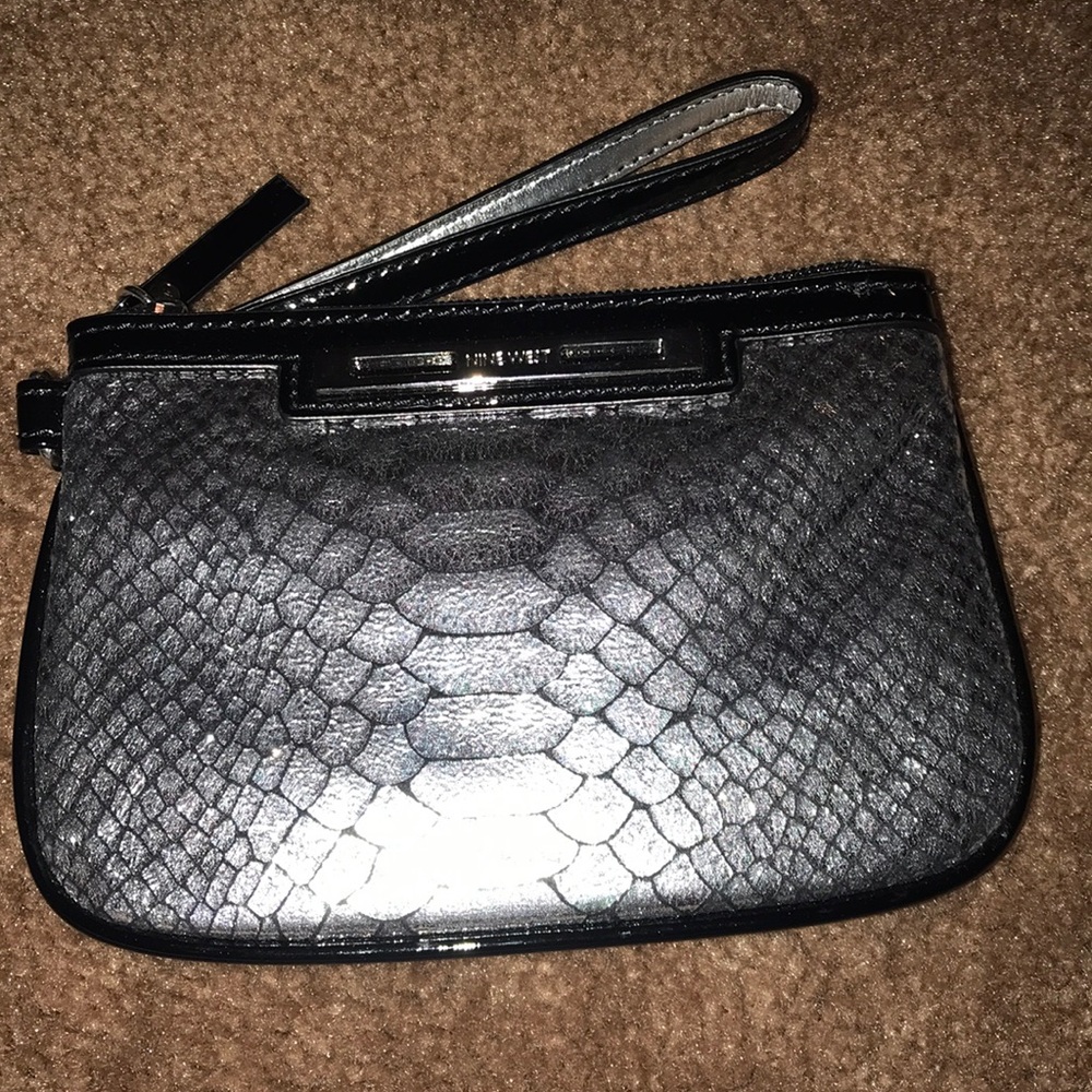 Nine West wristlet
